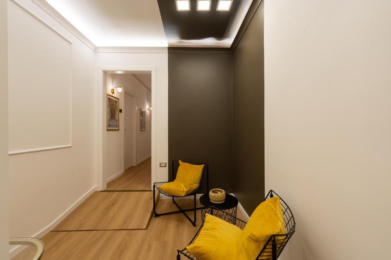 Toledo Relais Suites - By Pera Rooms Collection Napoli Eksteriør billede